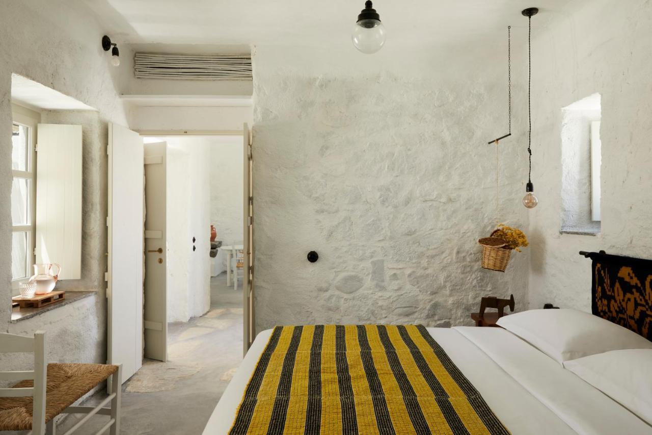 Santa Irini Retreat Hotel Thirasia Bagian luar foto
