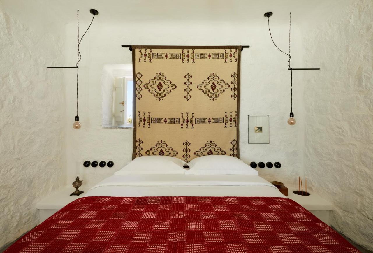 Santa Irini Retreat Hotel Thirasia Bagian luar foto